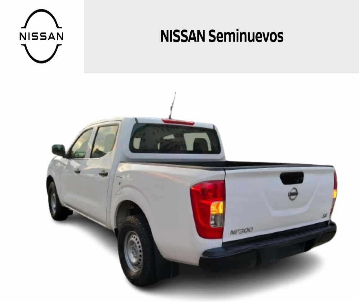2020 Nissan NP300 4 PTS PICK-UP DOBLE CABINA SE TM6 AAC CD VE